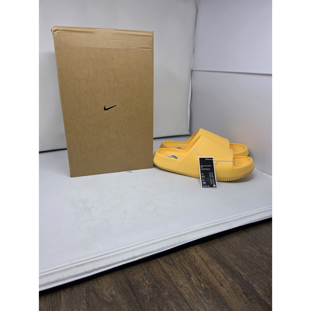 Nike Calm 2.0 Slide Sandal - Men's Gold size 11